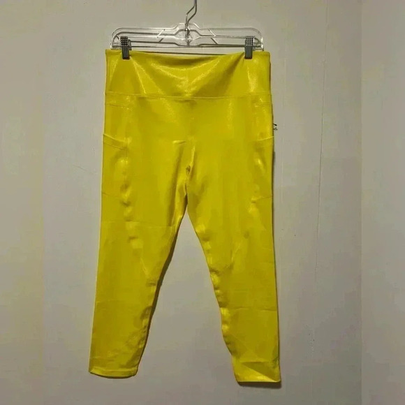 Zyia Active Neon Yellow Metallic Pocket Light N Tight NWT P3 - Picture 1 of 5